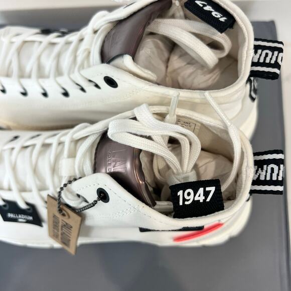 Brand New in Box Palladium Hi Platform Sneaker Boots Size 10 Women's - Picture 2 of 10